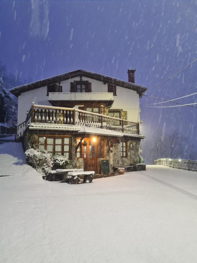 Hotel Rural El Sestil Dobres ภายนอก รูปภาพ