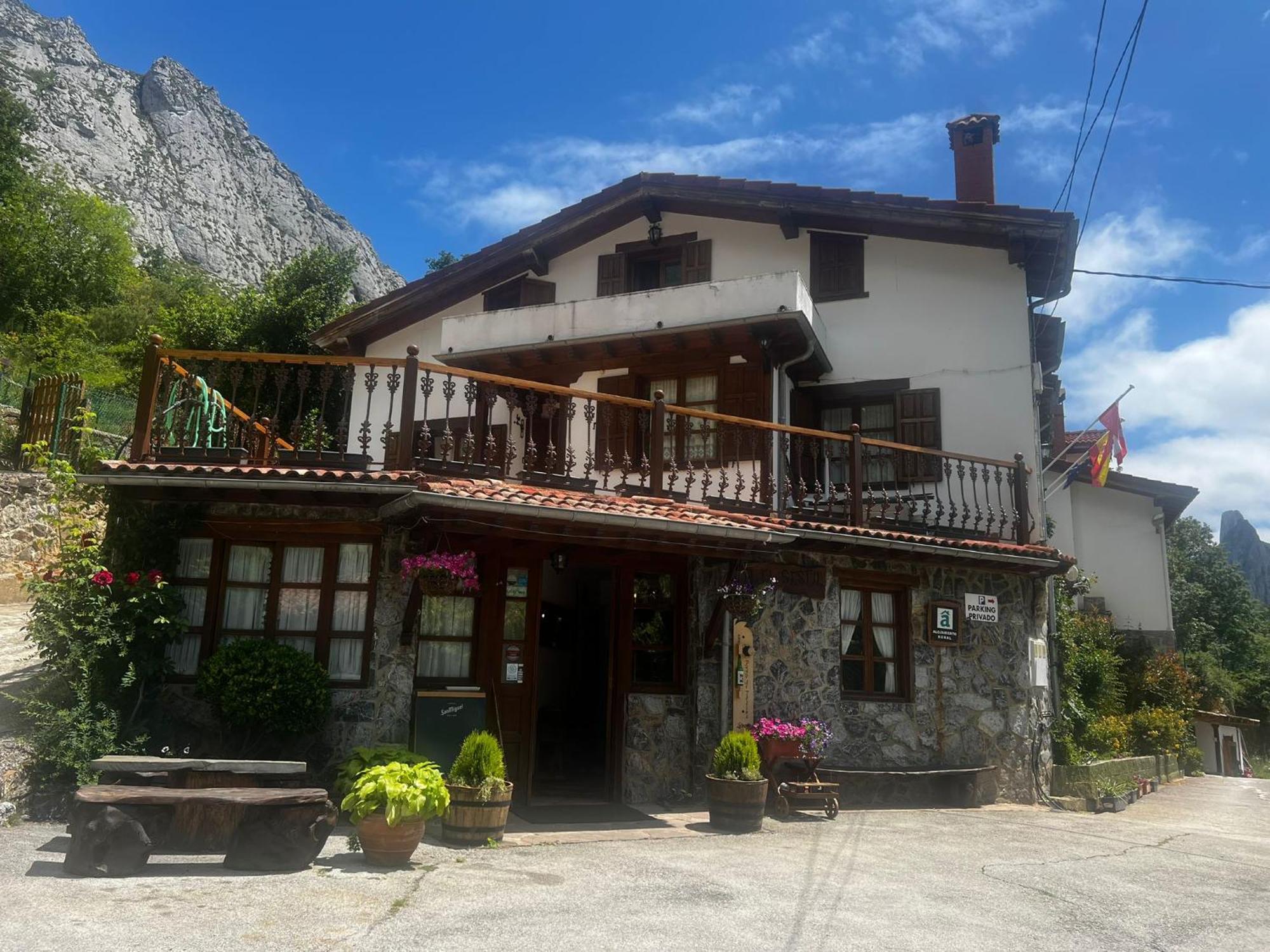 Hotel Rural El Sestil Dobres ภายนอก รูปภาพ