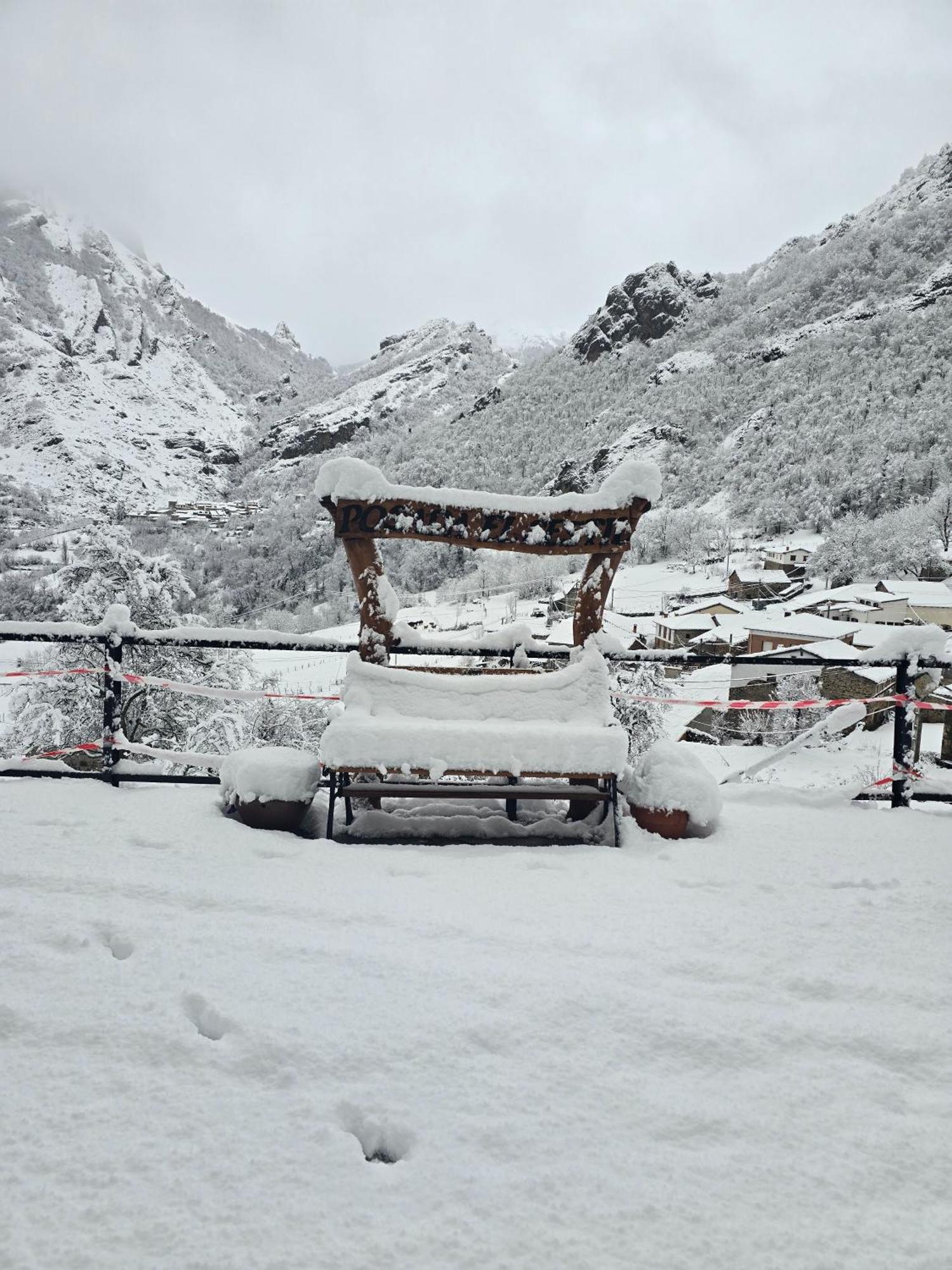 Hotel Rural El Sestil Dobres ภายนอก รูปภาพ
