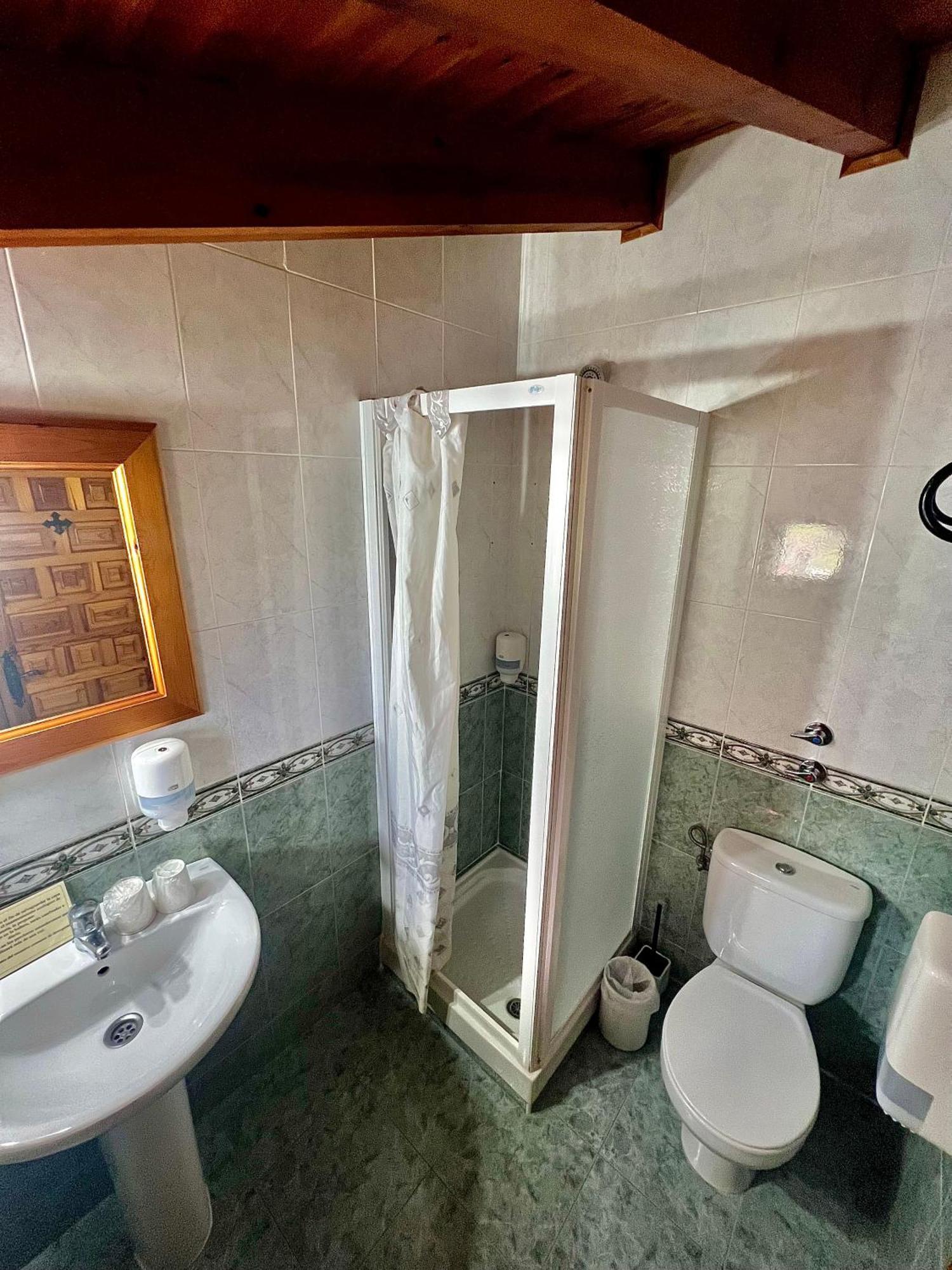 Hotel Rural El Sestil Dobres ภายนอก รูปภาพ