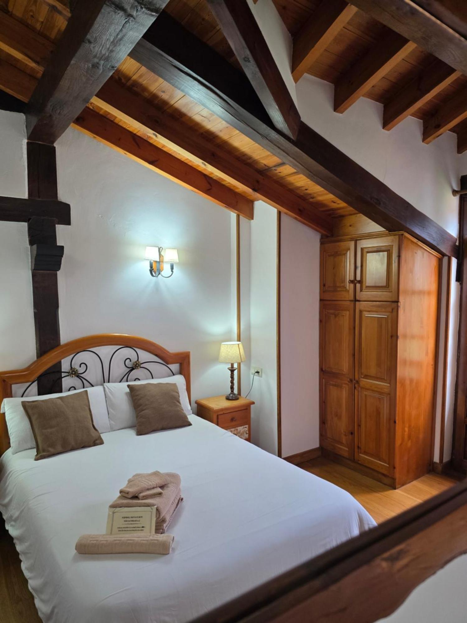 Hotel Rural El Sestil Dobres ภายนอก รูปภาพ